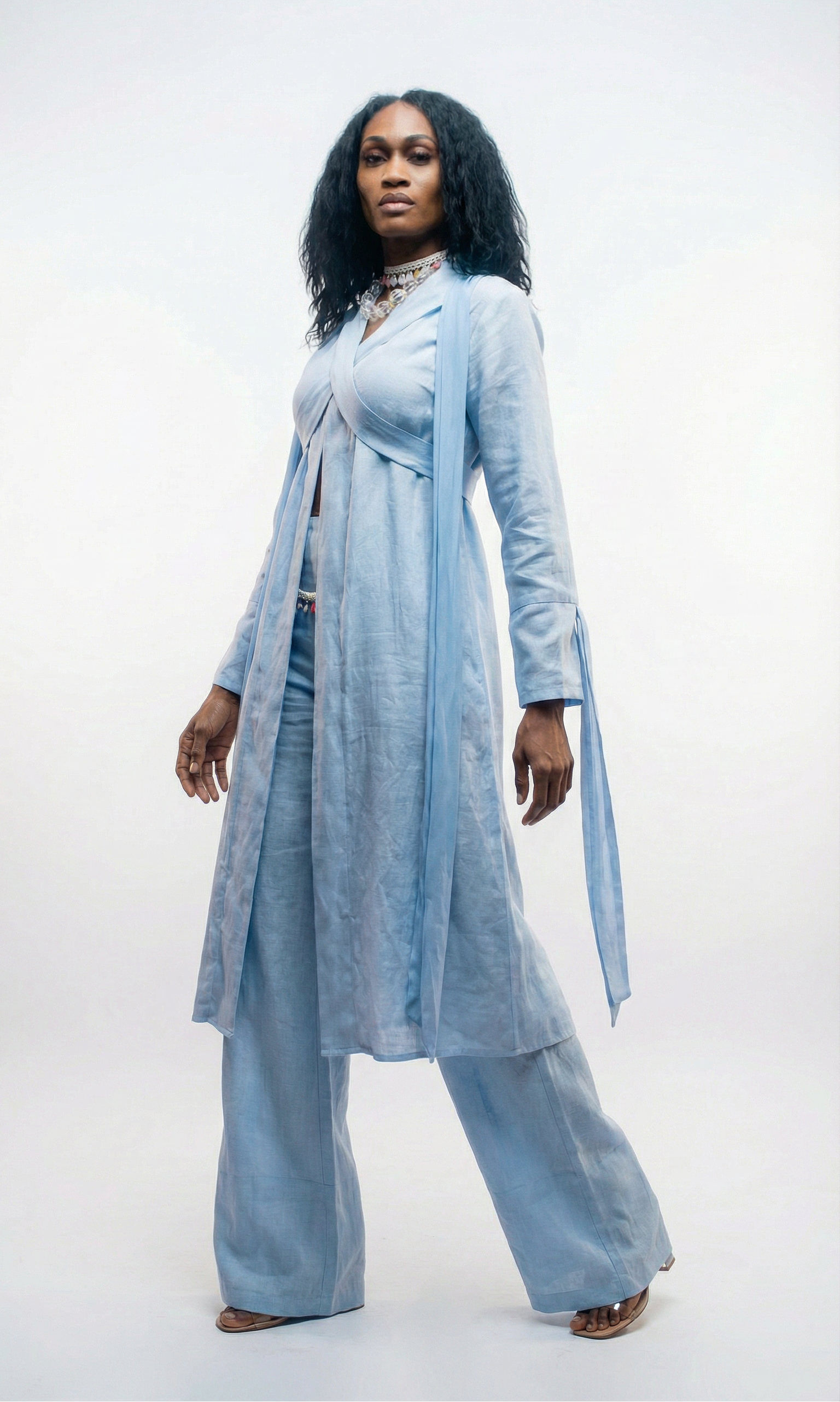 Coastal Breeze Robe w Butterfly Appliqué  (Midi)
